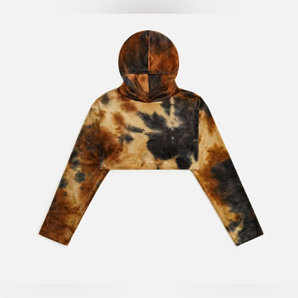 Kim Shui
Velvet Hoodie